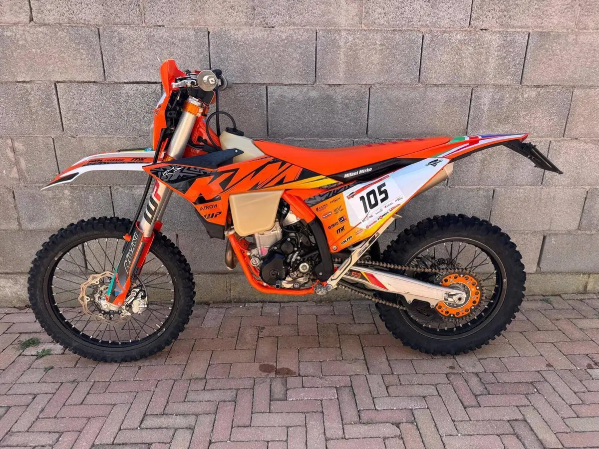 KTM 350 EXC-F Six Days (2025) (2)