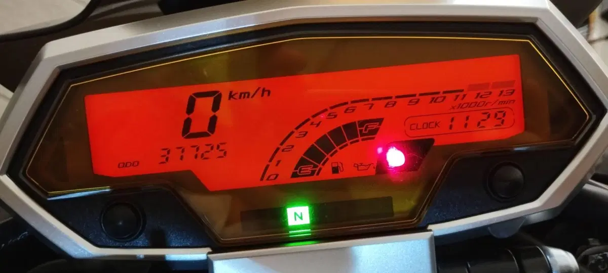 Kawasaki Z 1000 (2010 - 13) (10)