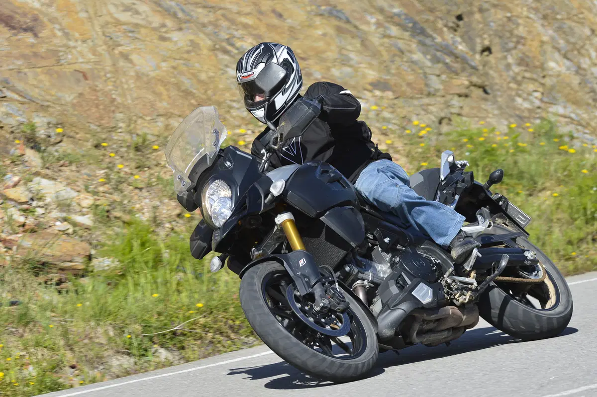 Bridgestone Battlax Adventure A40 (5)
