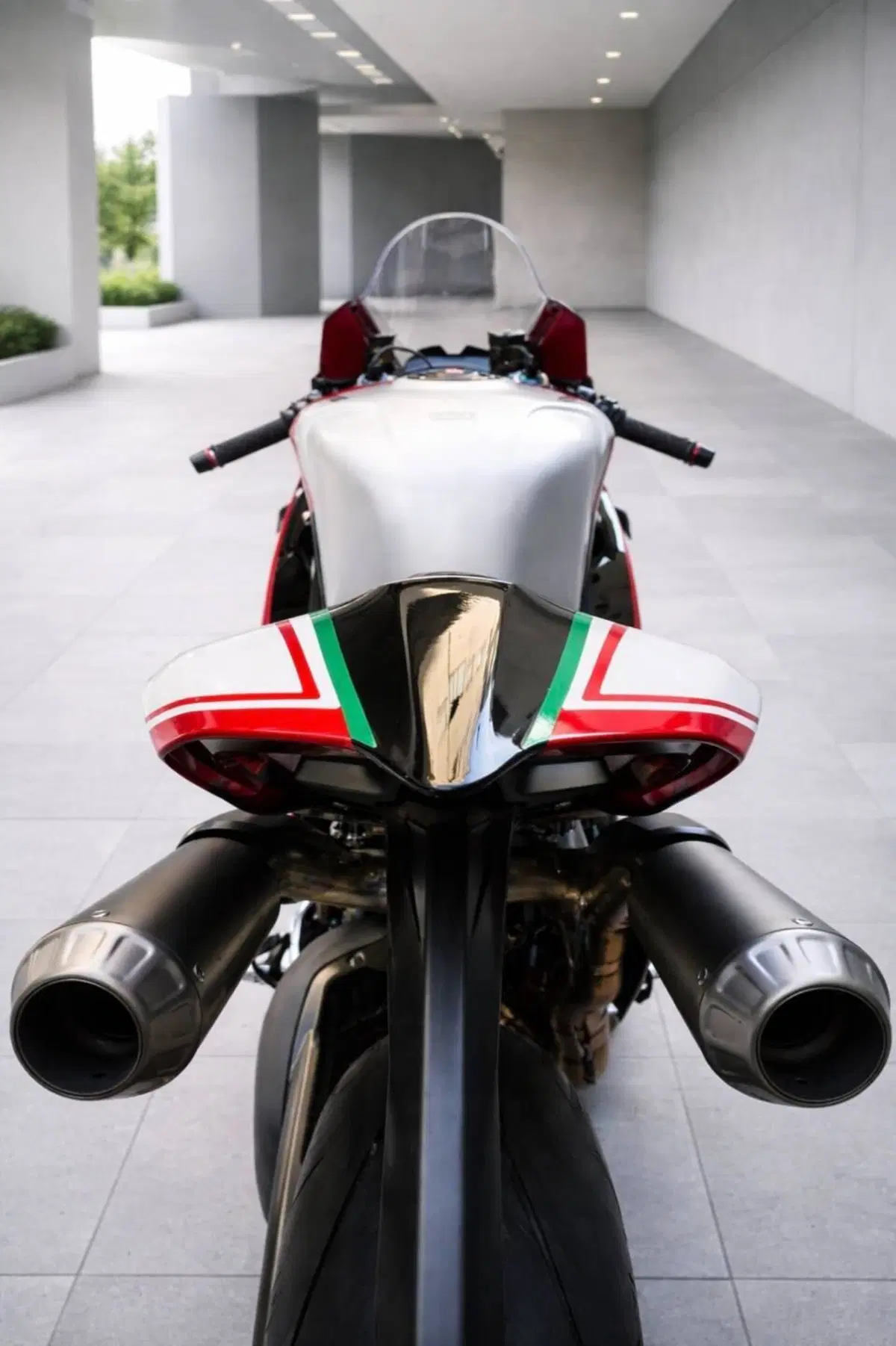 Ducati Panigale V4 SP2 30° Anniversario 916 (2024) (5)