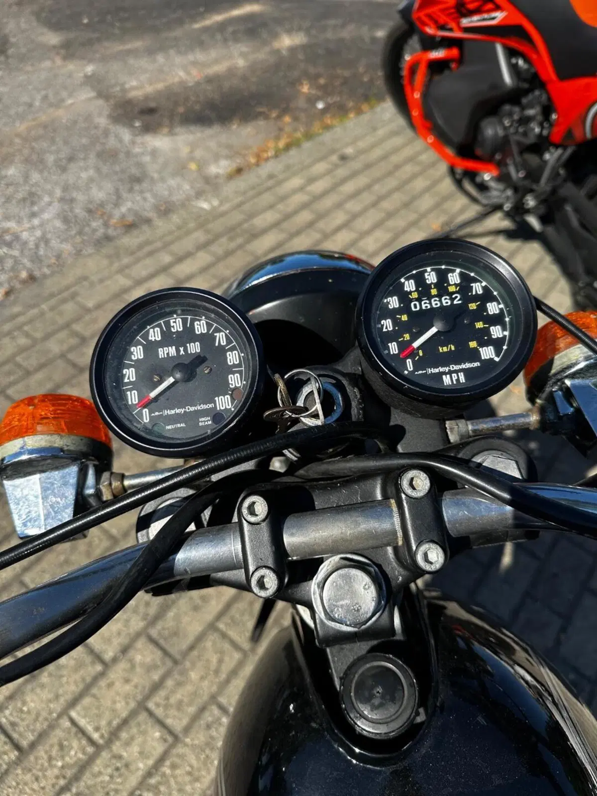 Aermacchi Harley-Davidson SST 250 (5)