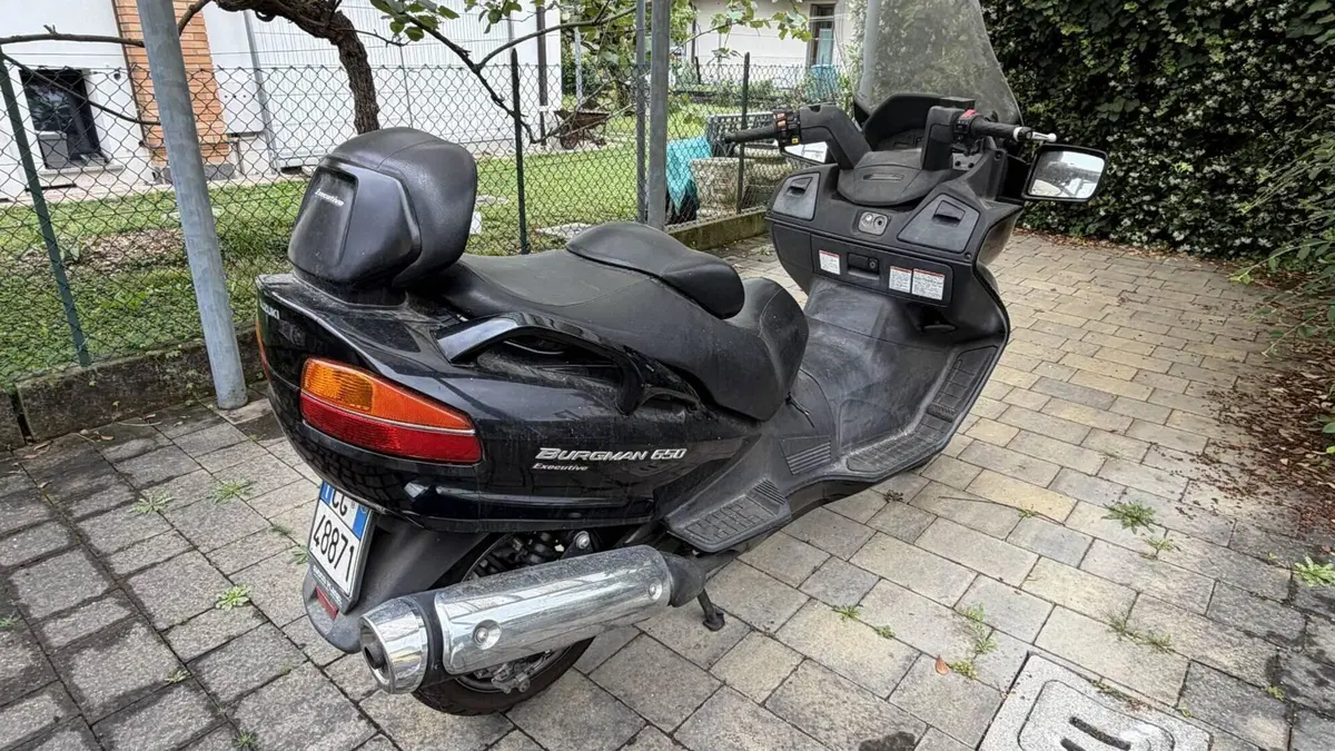 Suzuki Burgman AN 650 Executive (2004 - 06) (5)
