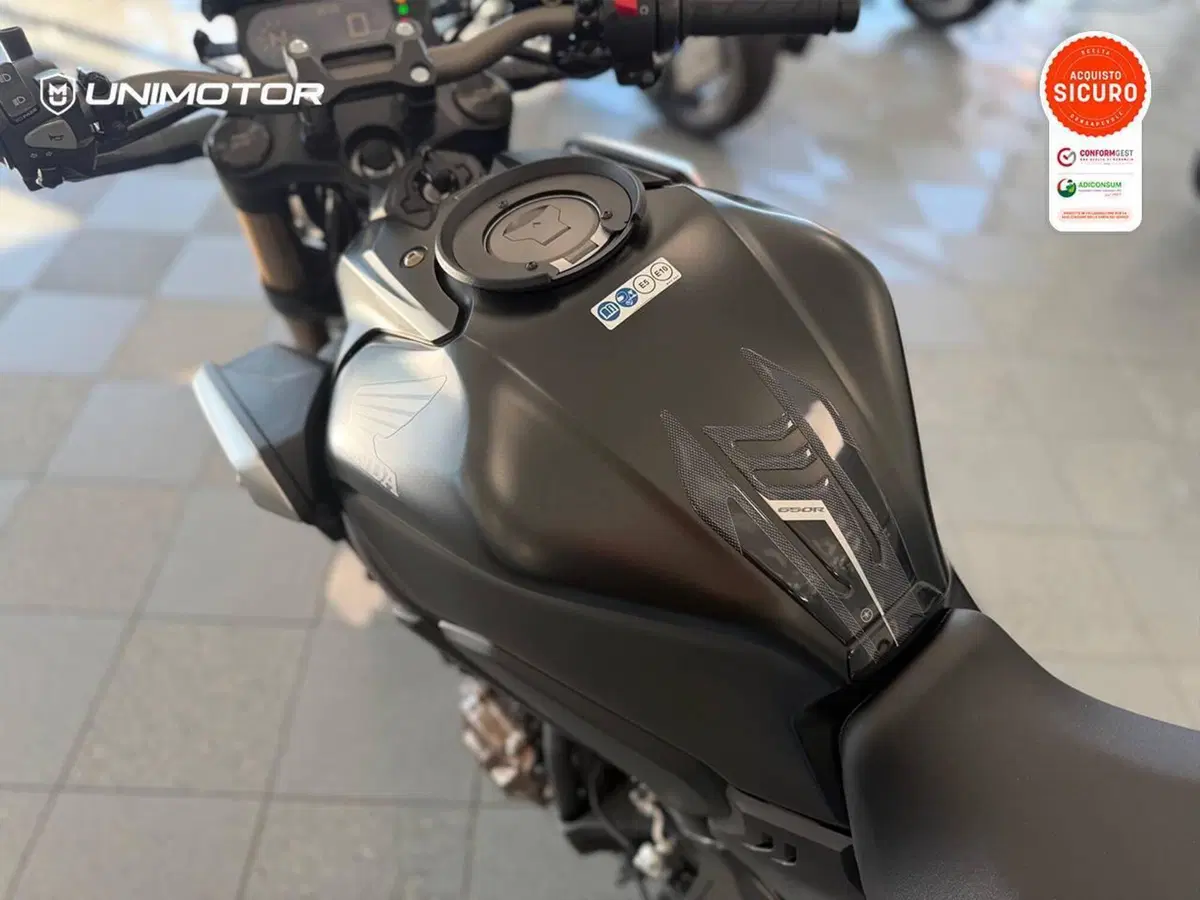 Honda CB 650 R (2021 - 23) (11)