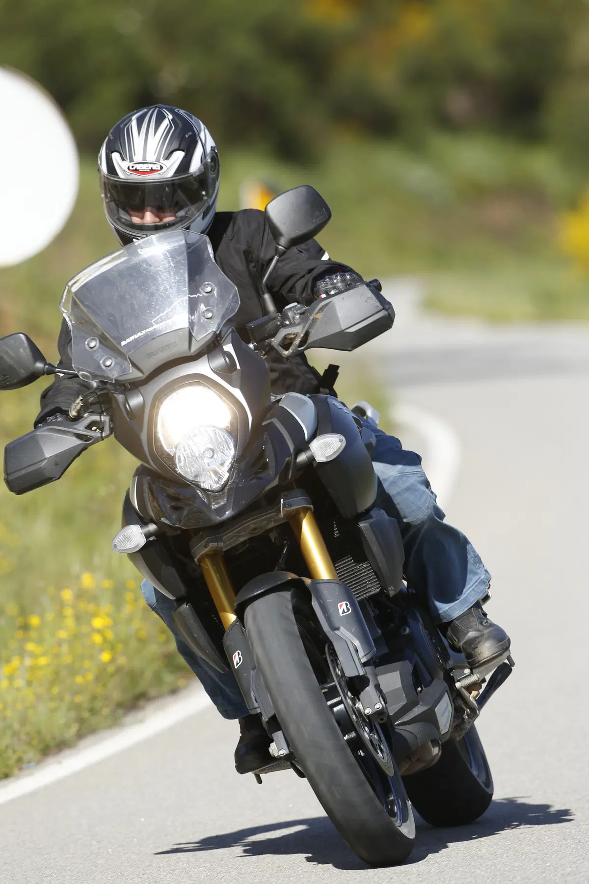 Bridgestone Battlax Adventure A40 (9)