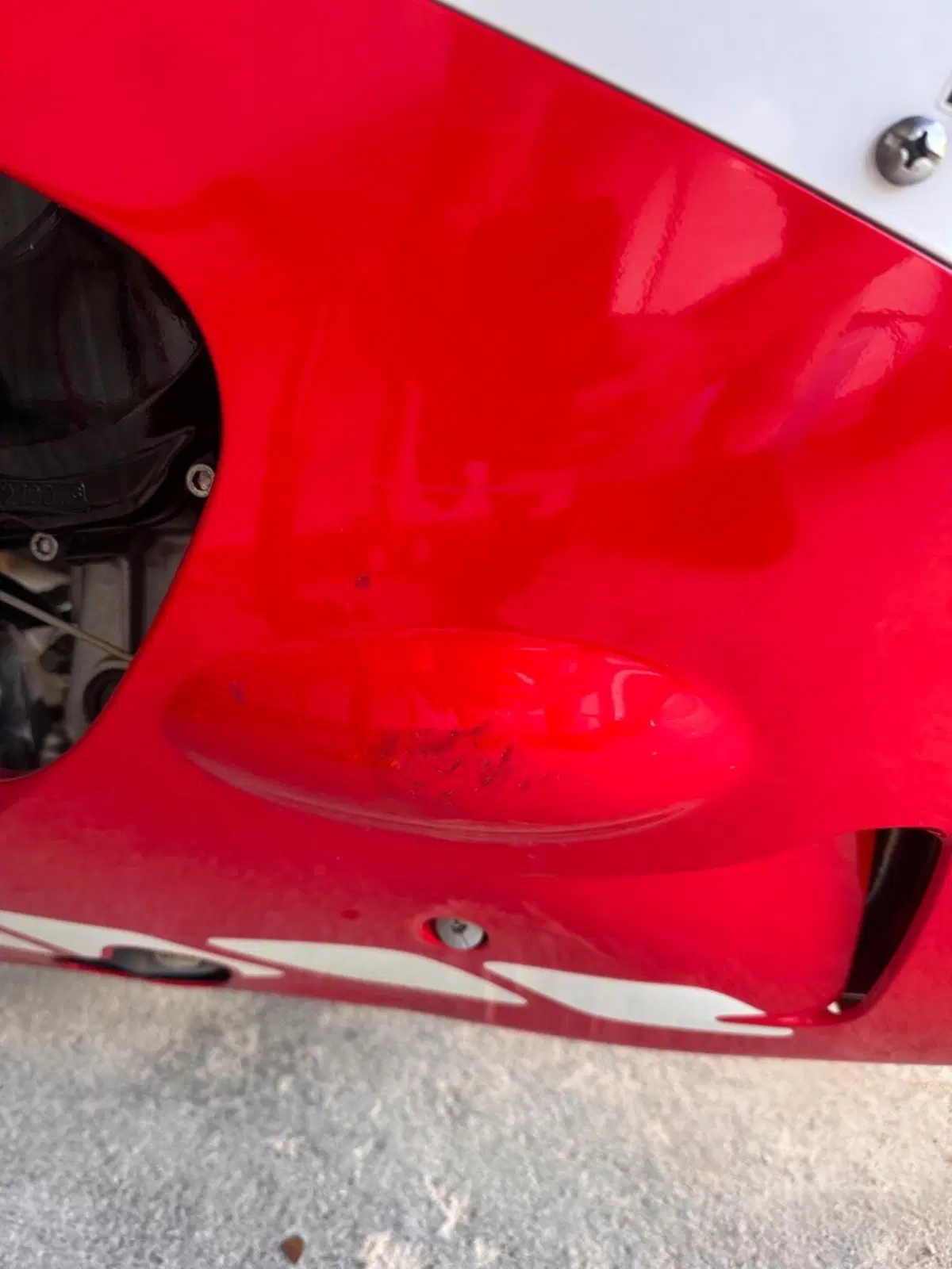 Yamaha YZF R1 (1998 - 99) (17)