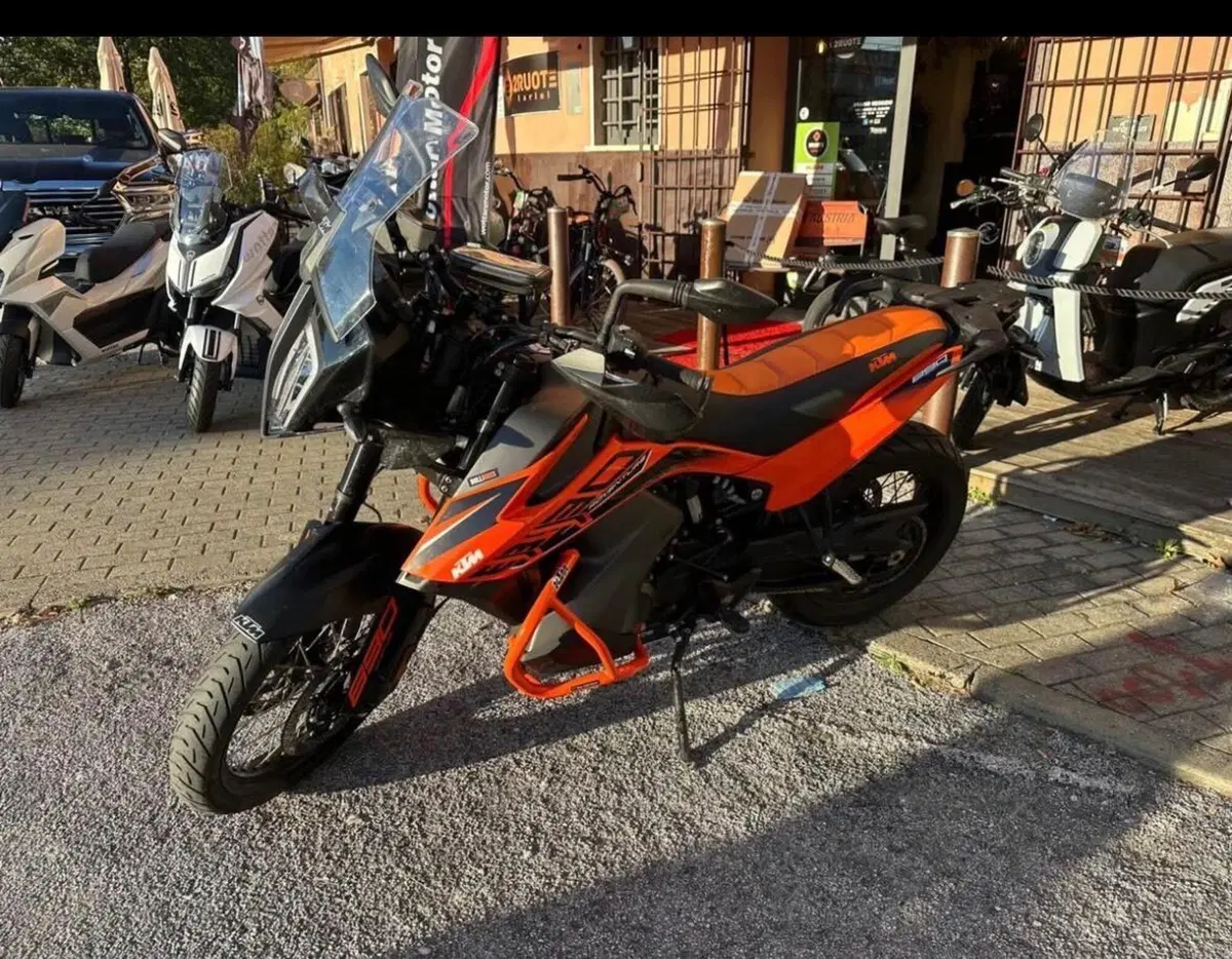 KTM 890 Adventure (2021) (7)