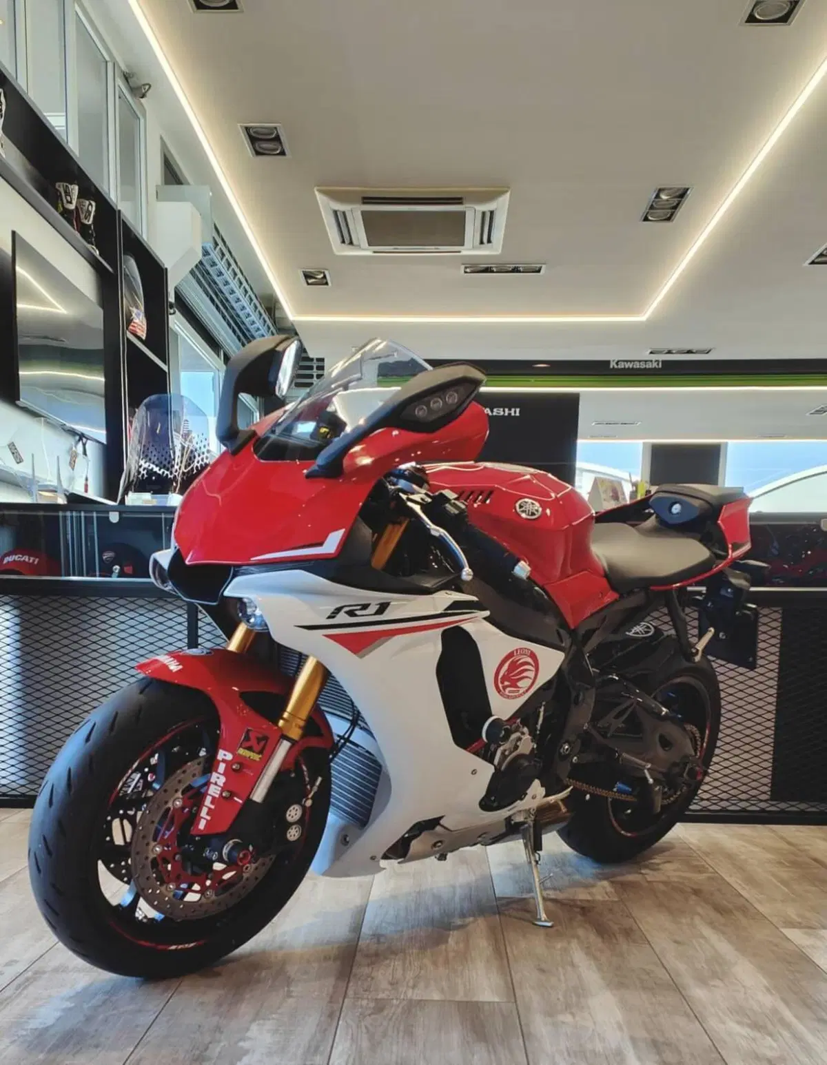 Yamaha YZF R1 (2017 - 19) (2)