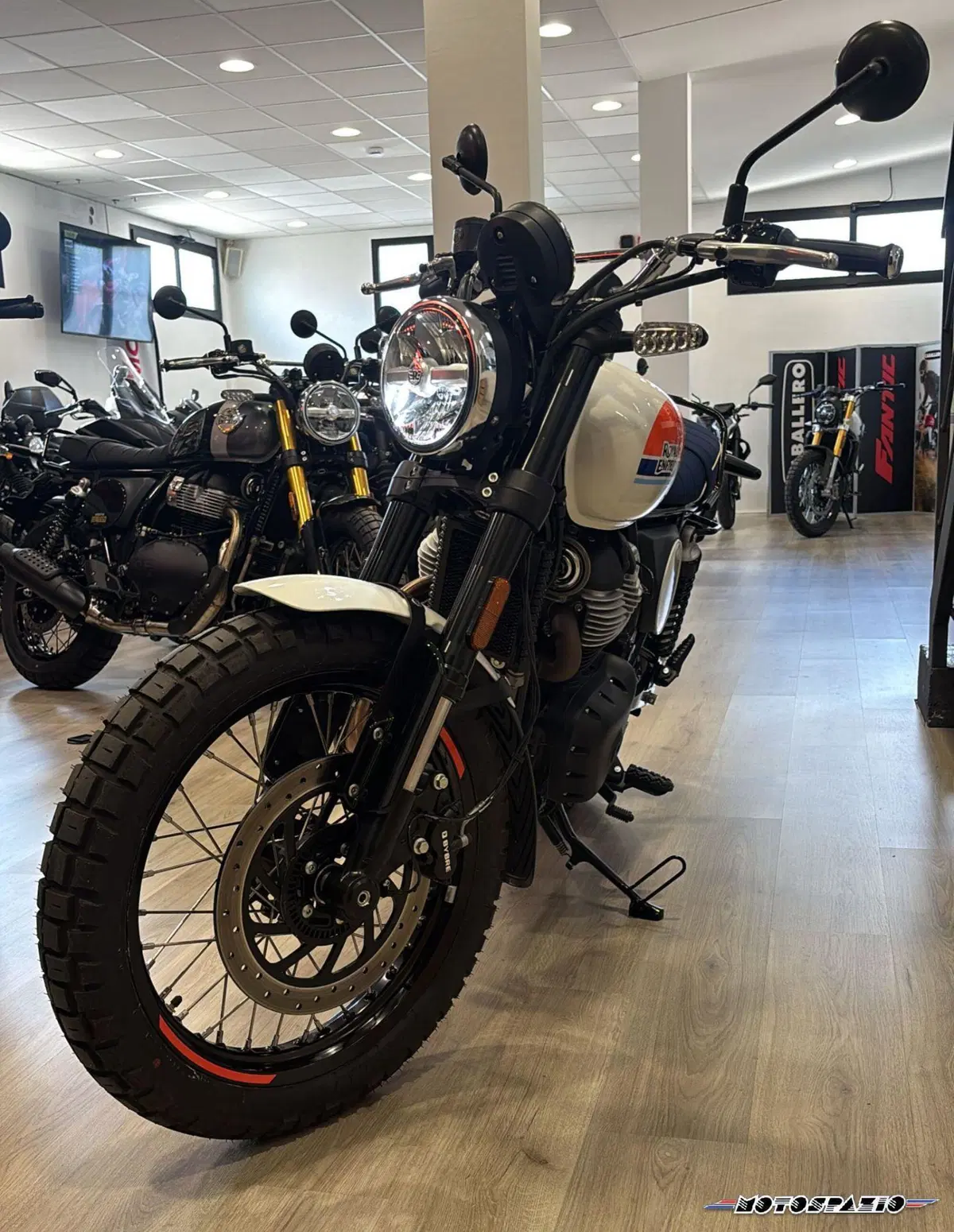 Royal Enfield Bear 650 (2025 - 26) (3)