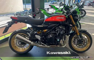 Kawasaki Z 900 RS SE (2026) usata