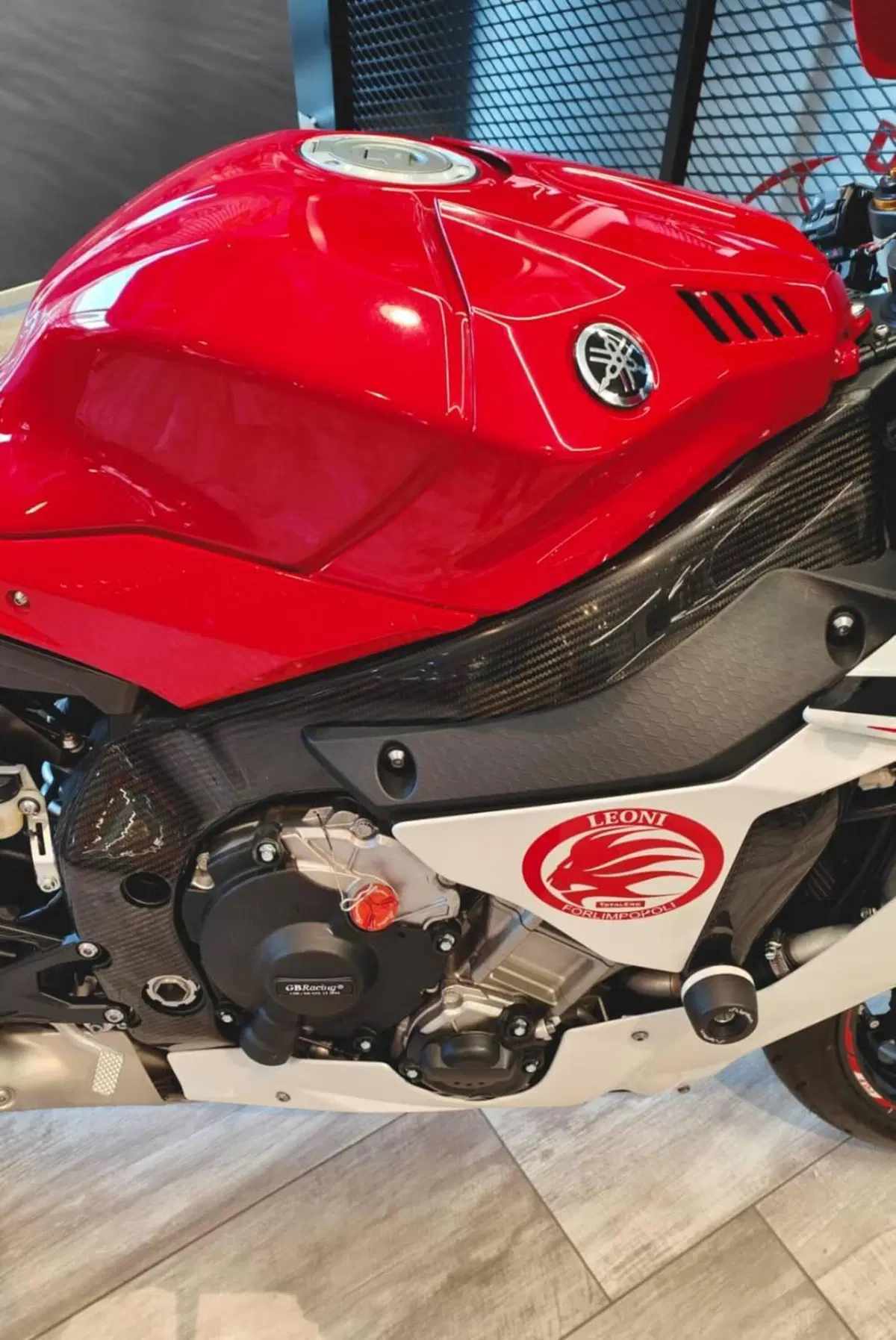 Yamaha YZF R1 (2017 - 19) (6)