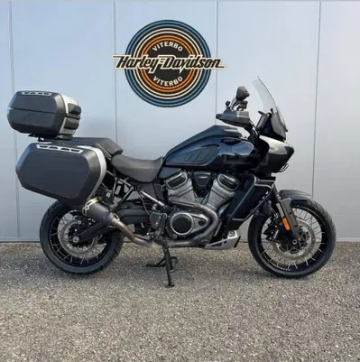 Harley-Davidson Street Glide Ultra (2025) usata
