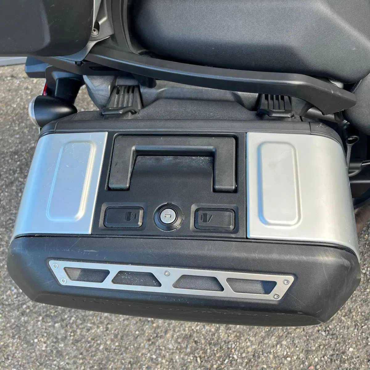 Harley-Davidson Street Glide Ultra (2025) (14)
