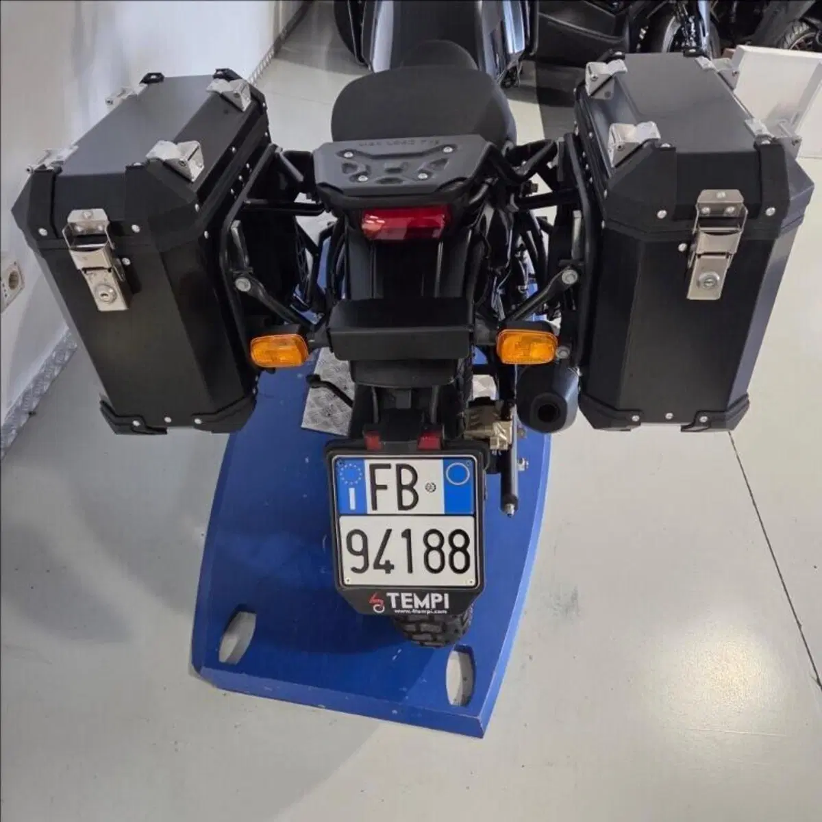 Royal Enfield Himalayan 411 (2021 - 24) (8)