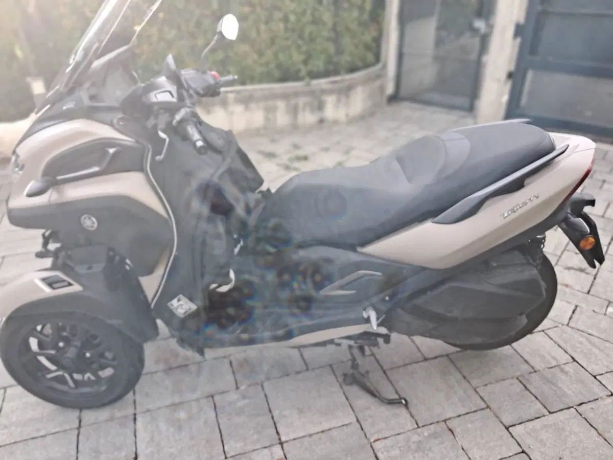 Yamaha Tricity 300 (2021 - 24) (6)