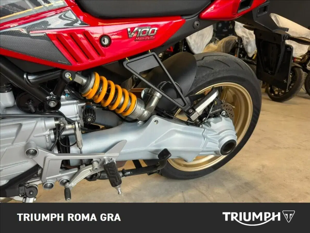 Moto Guzzi V100 Mandello S (2025 - 26) (12)