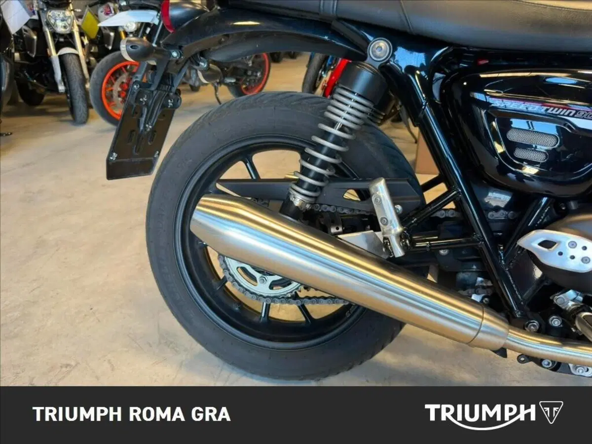 Triumph Speed Twin 900 Chrome Edition (2023) (7)