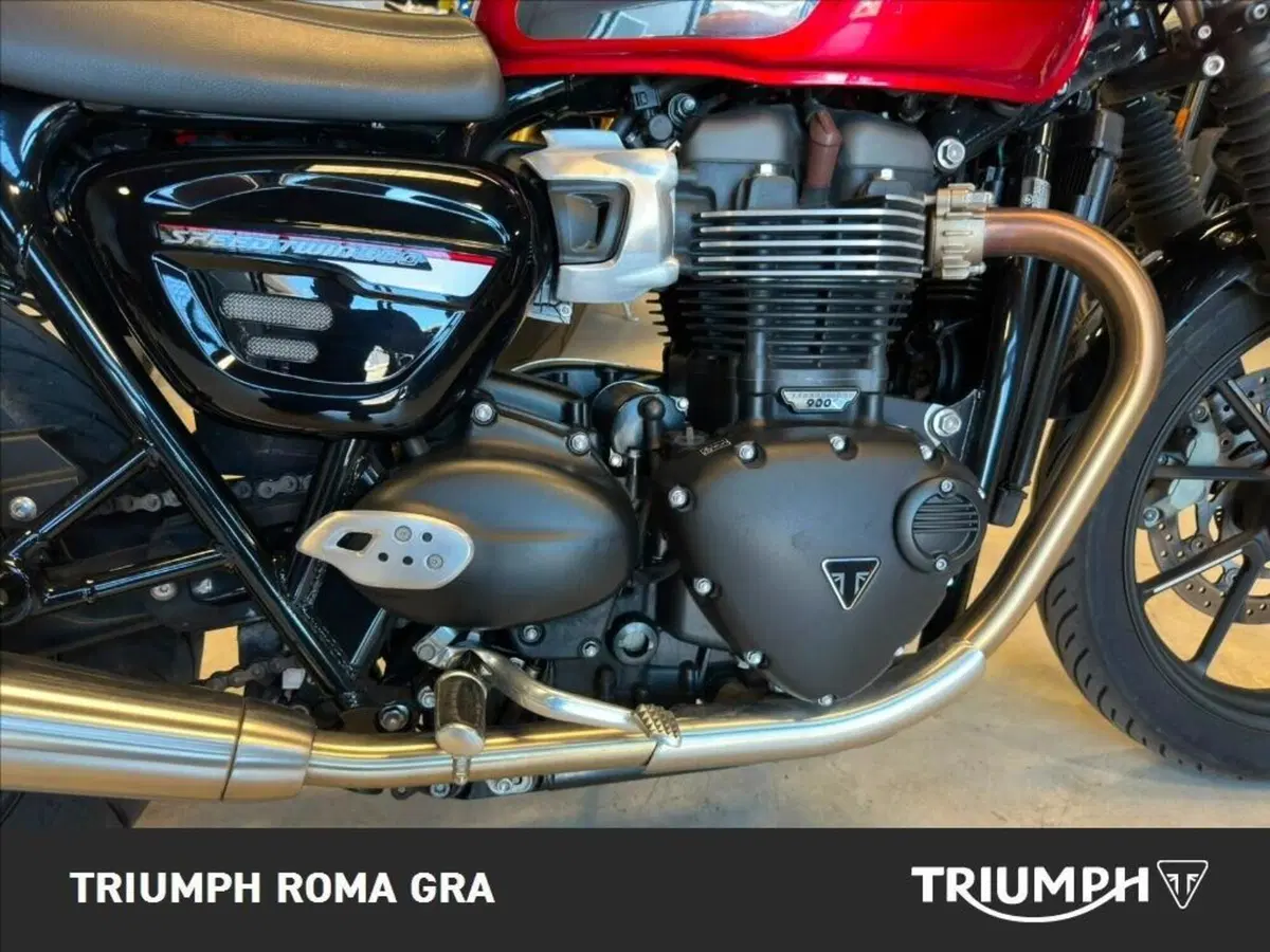 Triumph Speed Twin 900 Chrome Edition (2023) (8)