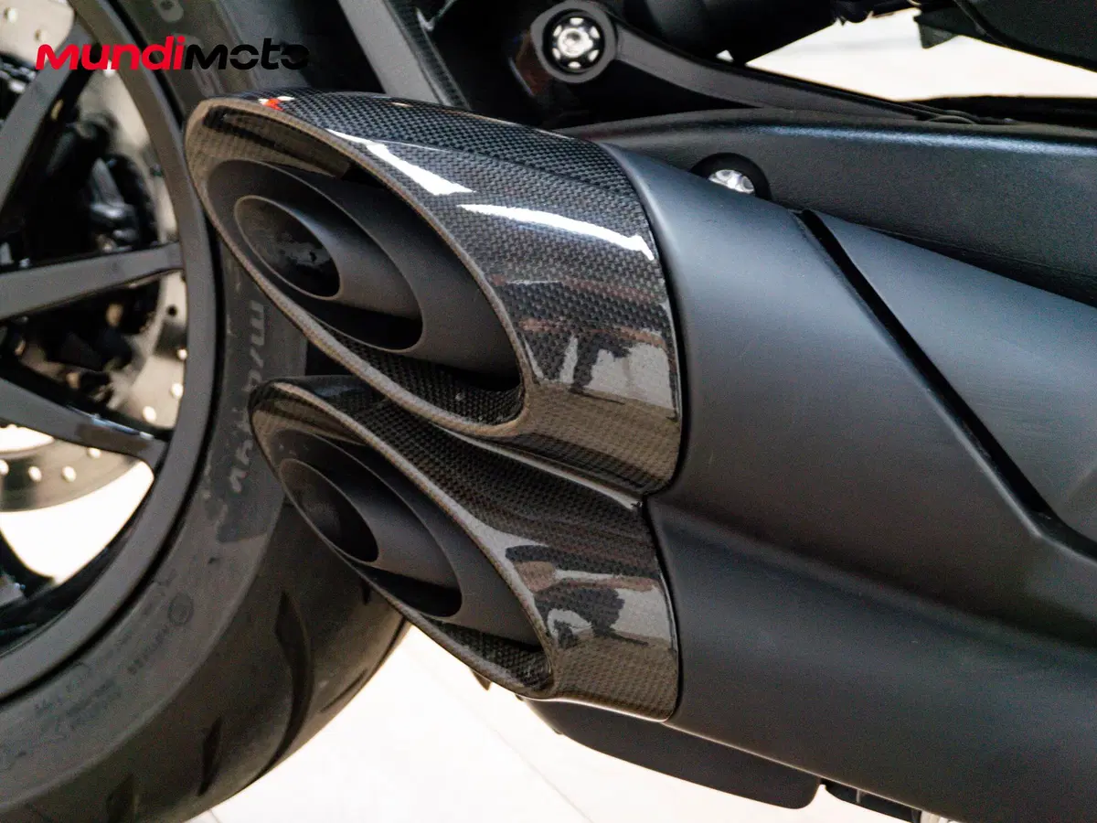 Triumph Rocket 3 Storm R (2024 - 26) (19)