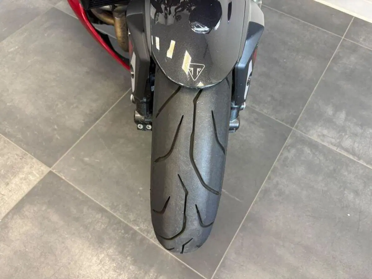 Triumph Street Triple 765 RS (2023 - 26) (6)
