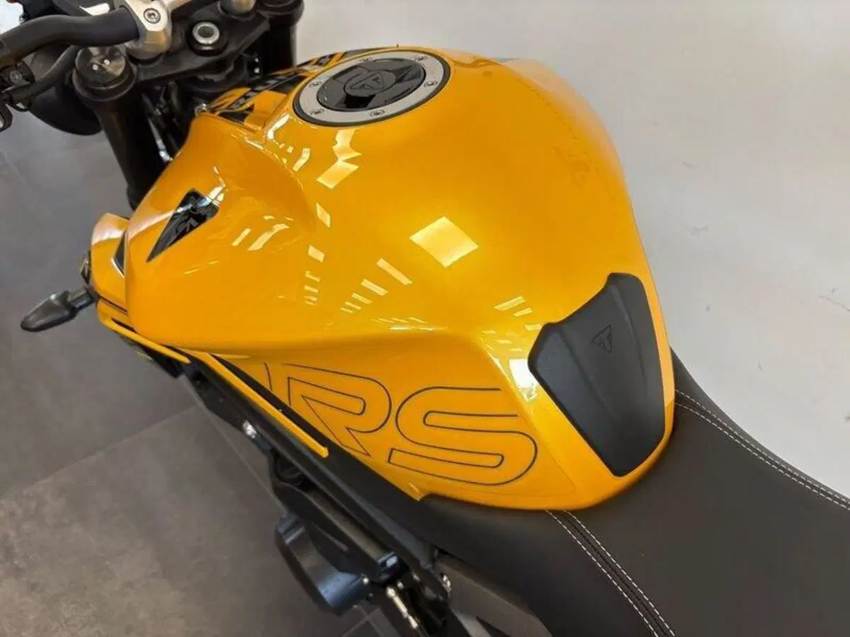 Triumph Street Triple 765 RS (2023 - 26) (7)