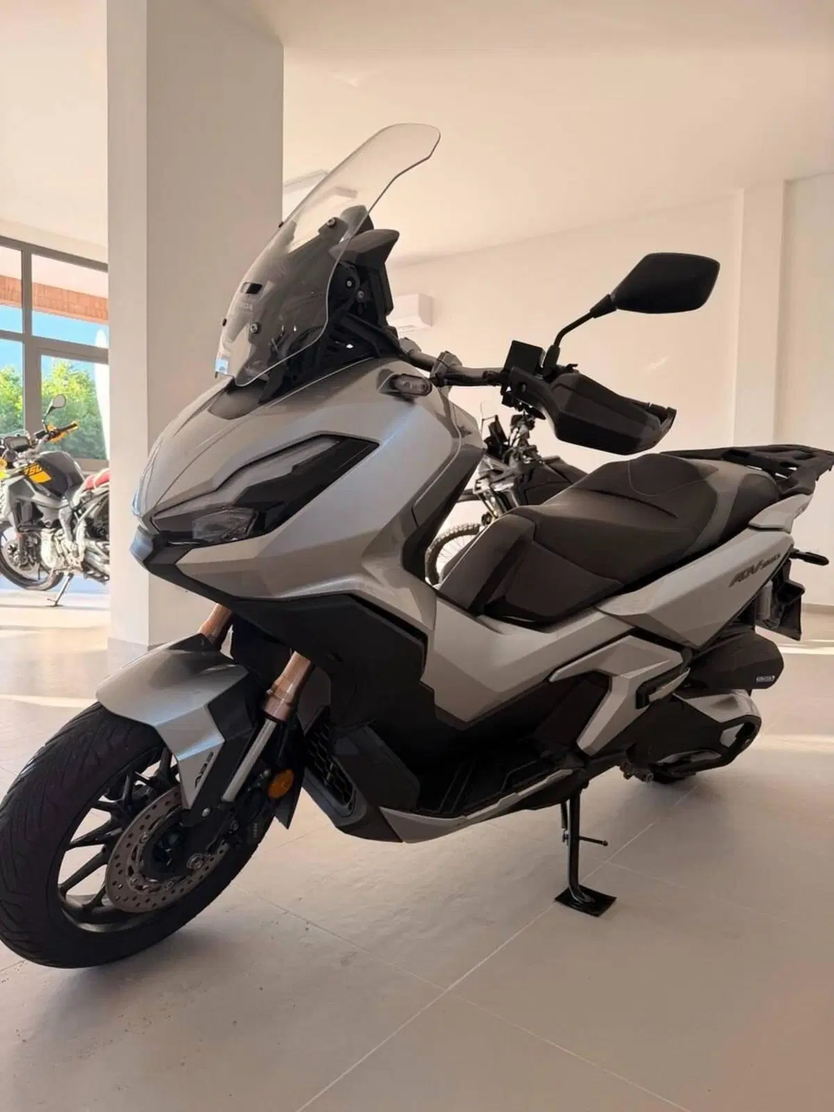 Honda ADV 350 (2022 - 24) (5)