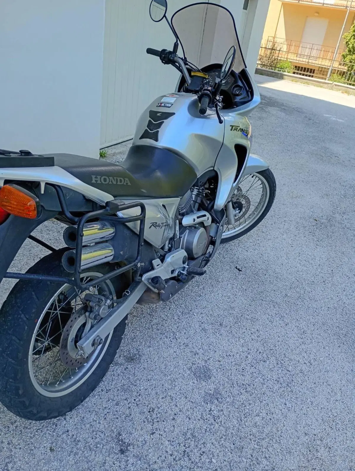 Honda Transalp XL 650V (2000 - 04) (4)