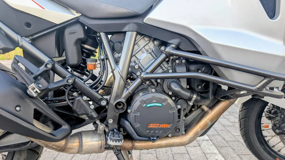 KTM 1290 Super Adventure (2015 - 16) (7)