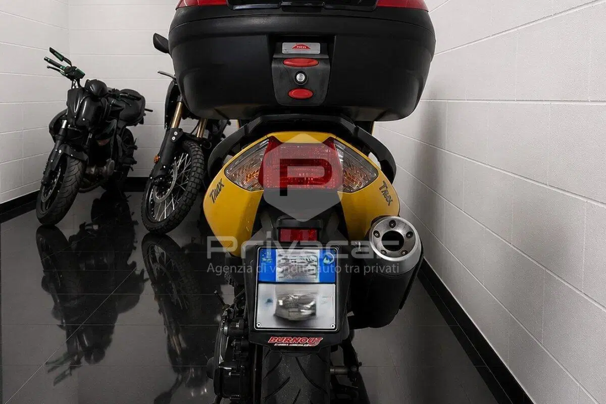 Yamaha T-Max 500 (2008 - 12) (8)