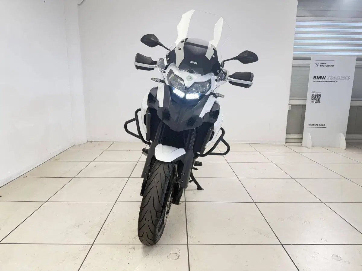 Benelli TRK 502 (2021 - 25) (3)