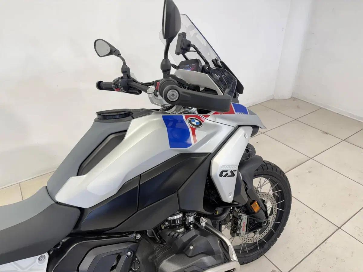 Bmw R 1300 GS ASA (2024 - 26) (8)