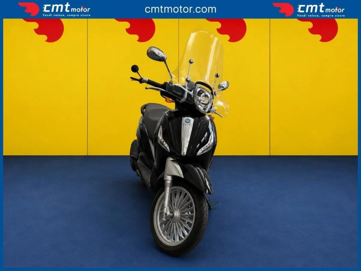 Piaggio Beverly 300 i.e. (2010 - 16) (2)