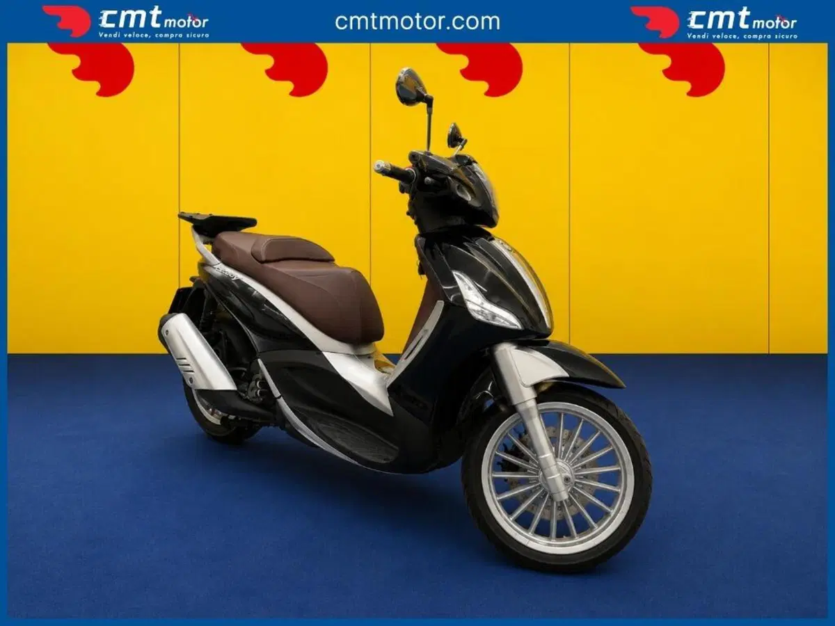 Piaggio Beverly 300 i.e. (2010 - 16) (3)