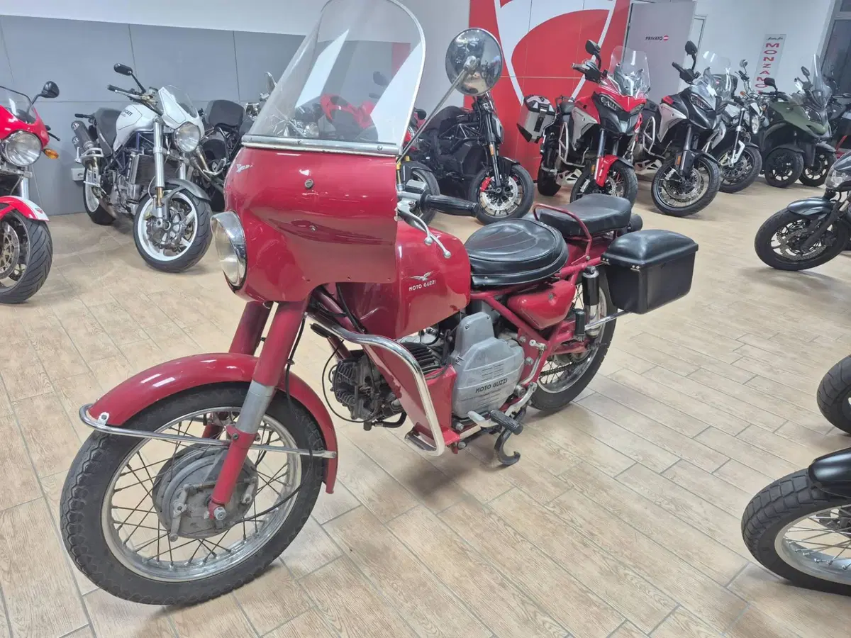 Moto Guzzi FALCONE 500 (3)