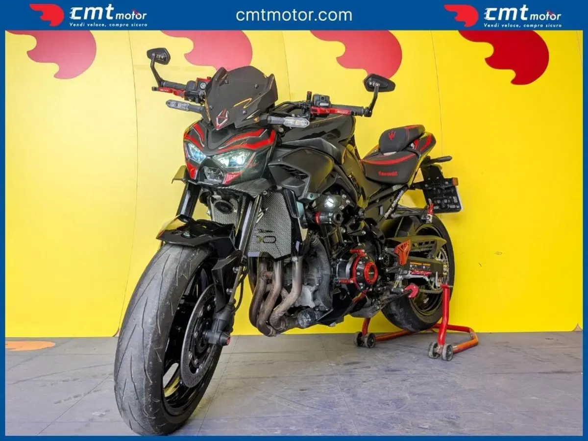 Kawasaki Z 900 A2 (2025 - 26) (2)