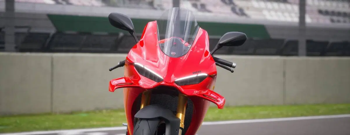 Ducati Panigale V4 S (2025 - 26) (4)