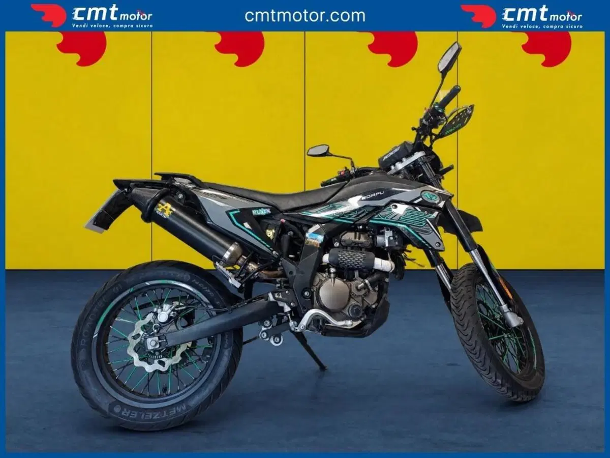Kl KXE 125 Motard (2022 - 24) (3)