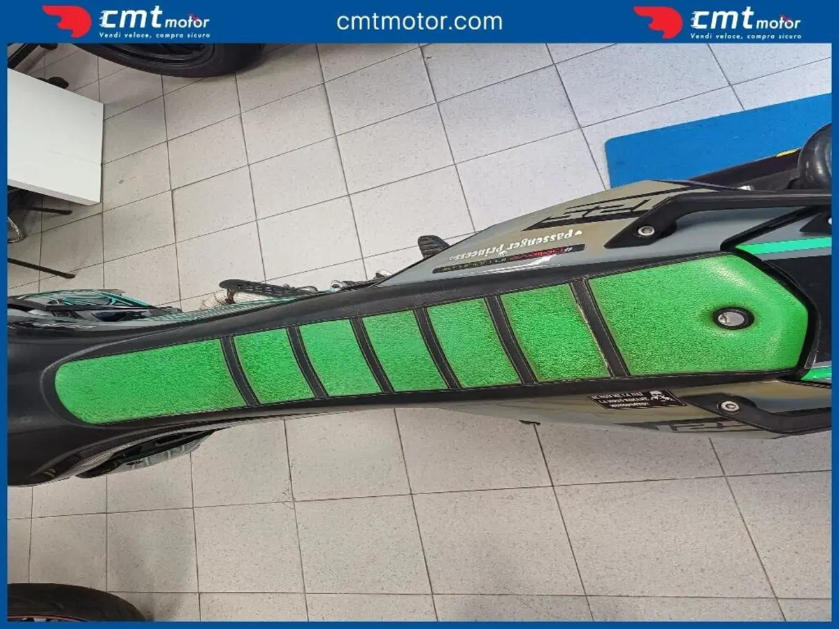 Kl KXE 125 Motard (2022 - 24) (9)