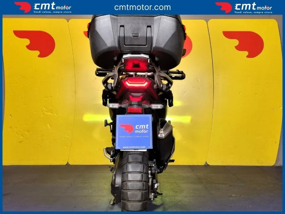 Honda X-ADV 750 DCT Travel (2021 - 24) (9)