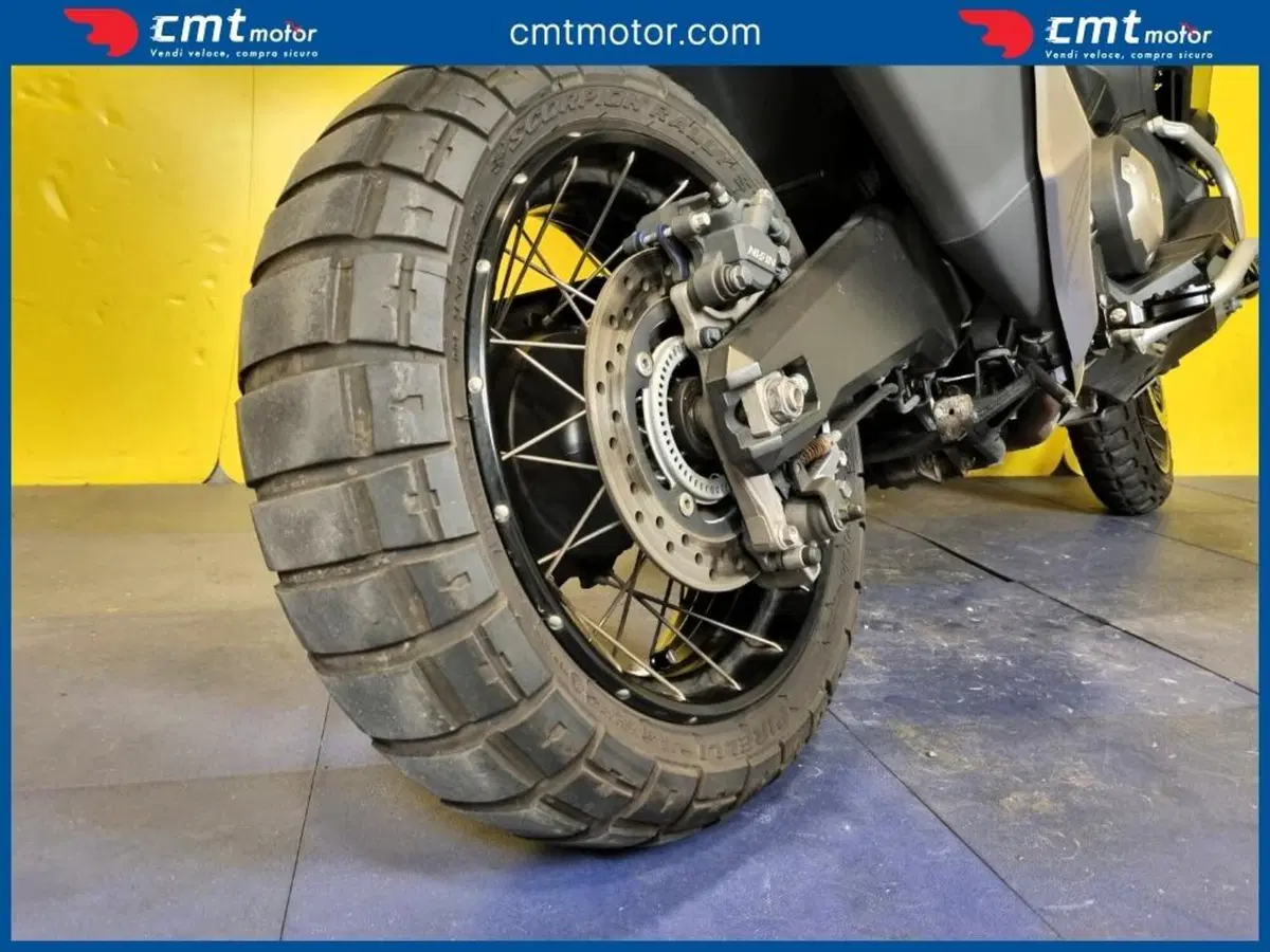 Honda X-ADV 750 DCT Travel (2021 - 24) (13)