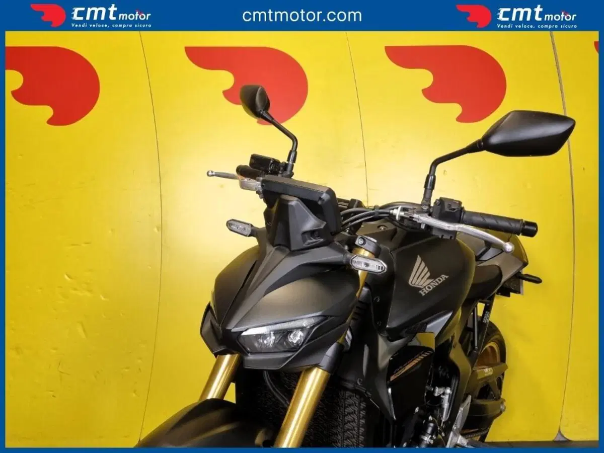 Honda CB 1000 R (2021 - 25) (7)