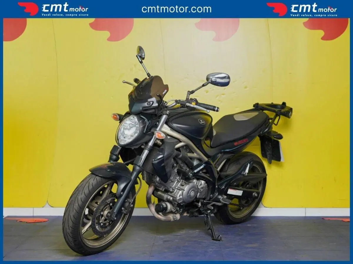 Suzuki Gladius 650 SFV ABS (2009 - 15) (4)