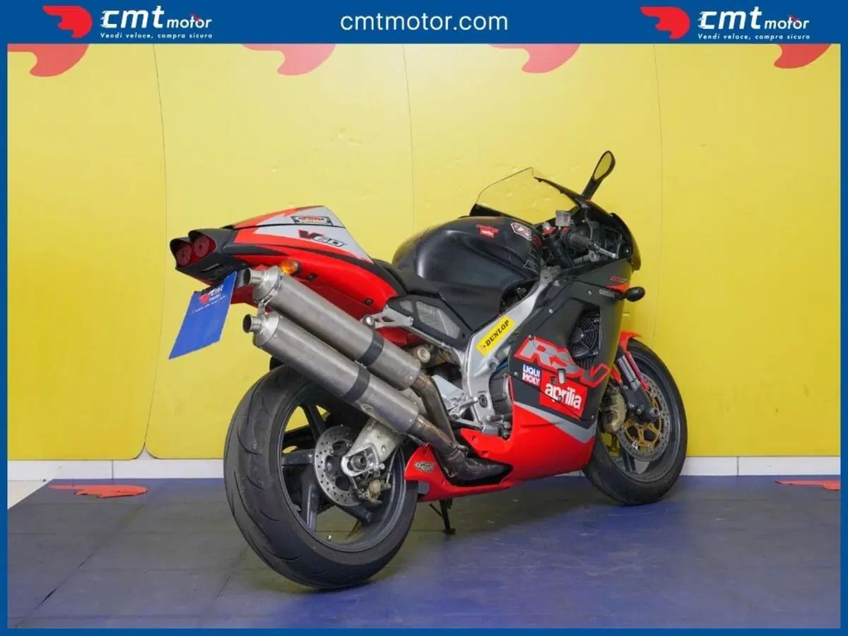 Aprilia RSV 1000 (2000 - 01) (3)