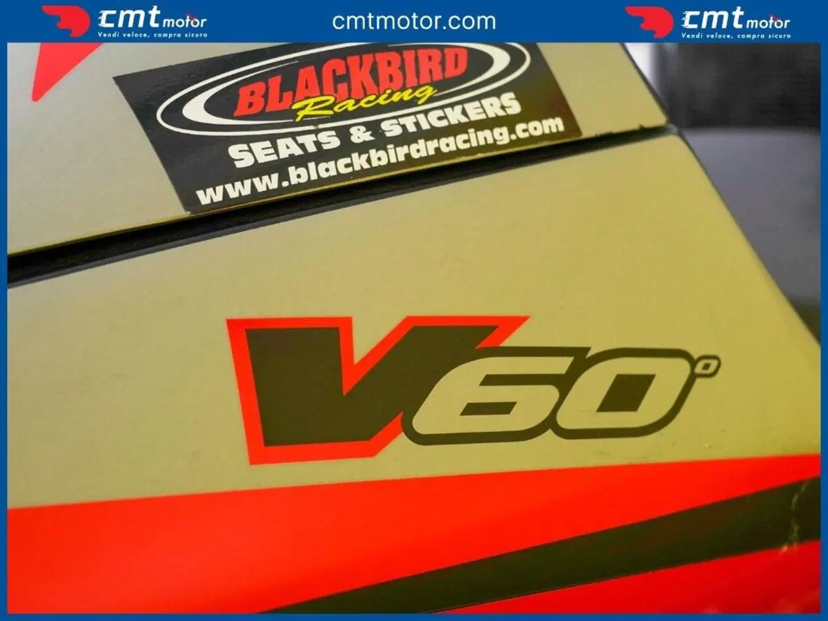 Aprilia RSV 1000 (2000 - 01) (7)