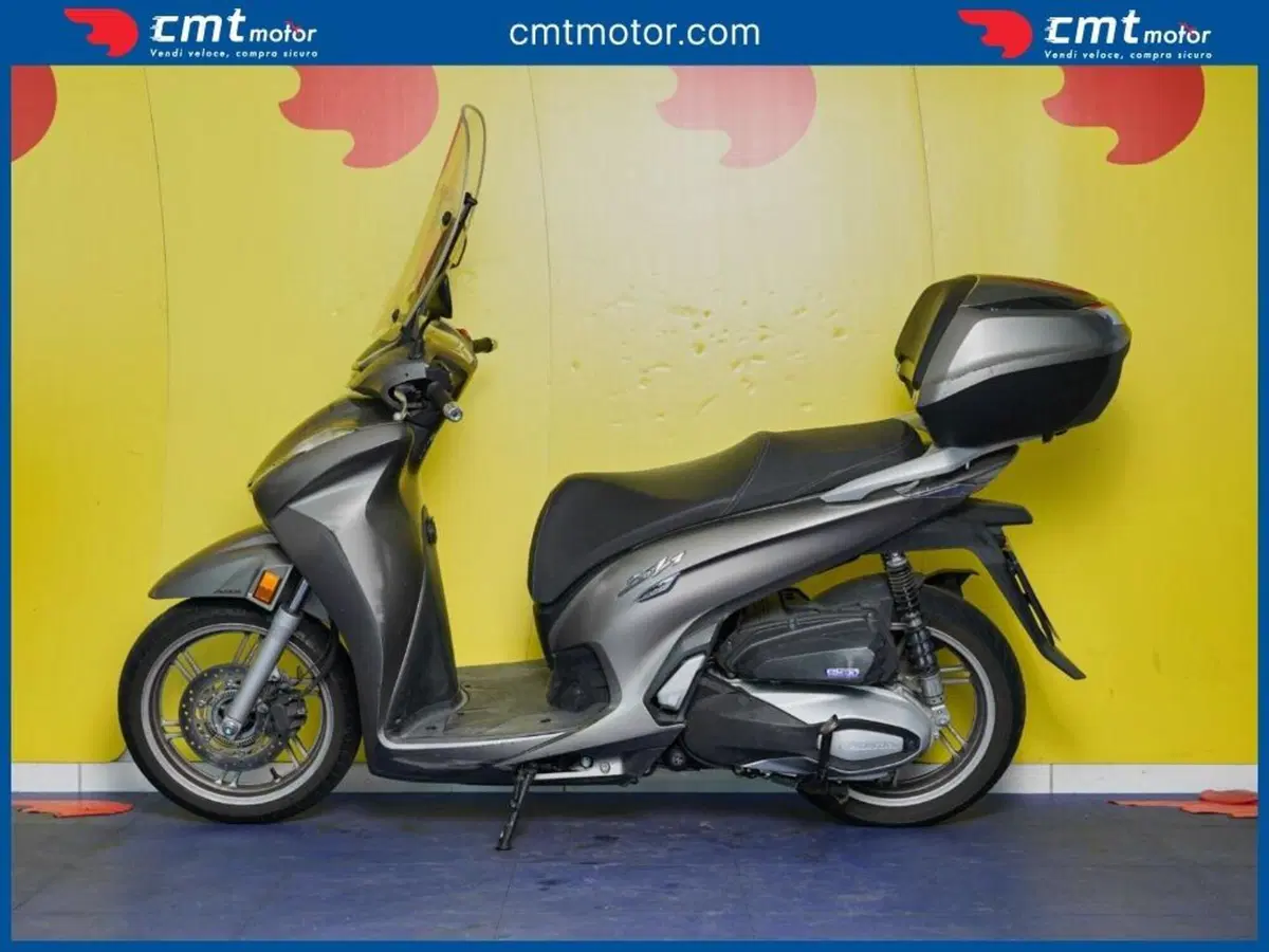 Honda SH 350 (2021 - 24) (2)