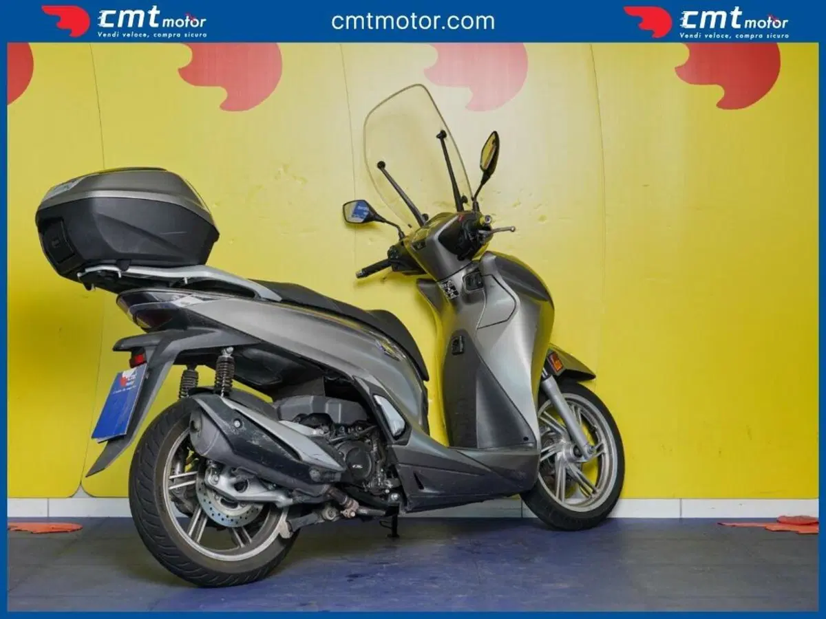 Honda SH 350 (2021 - 24) (3)