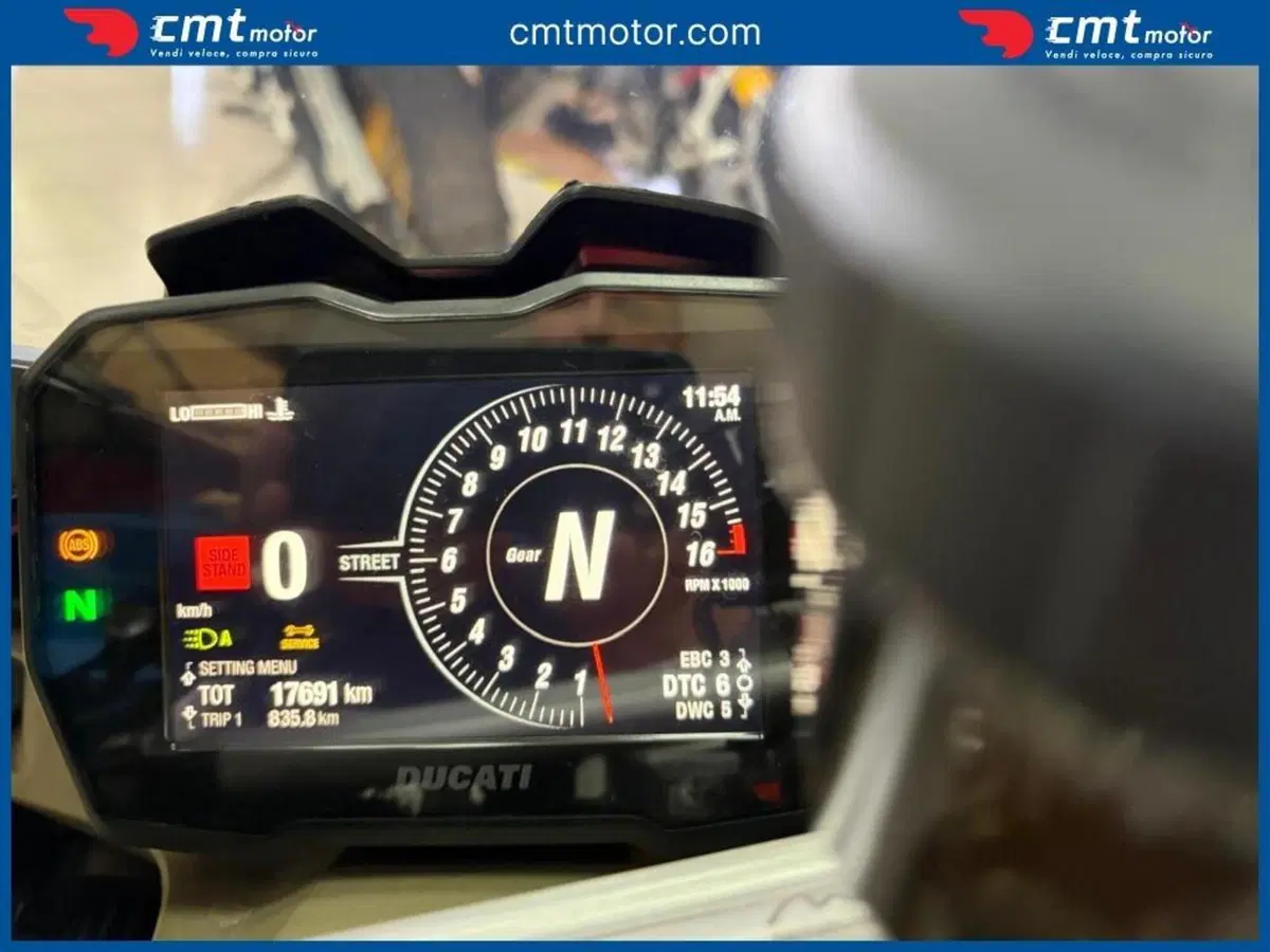 Ducati Panigale V4 S (2022 - 24) (5)