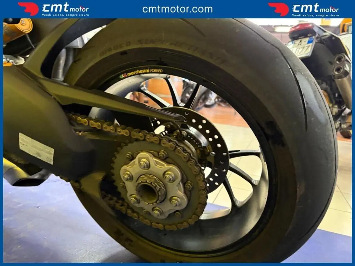 Ducati Panigale V4 S (2022 - 24) (9)