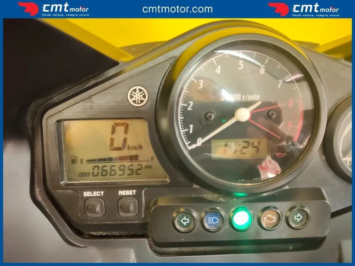 Yamaha TDM 900 (2002 - 14) (5)