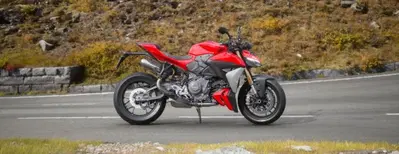 Ducati Streetfighter V2 (2025 - 26) nuova
