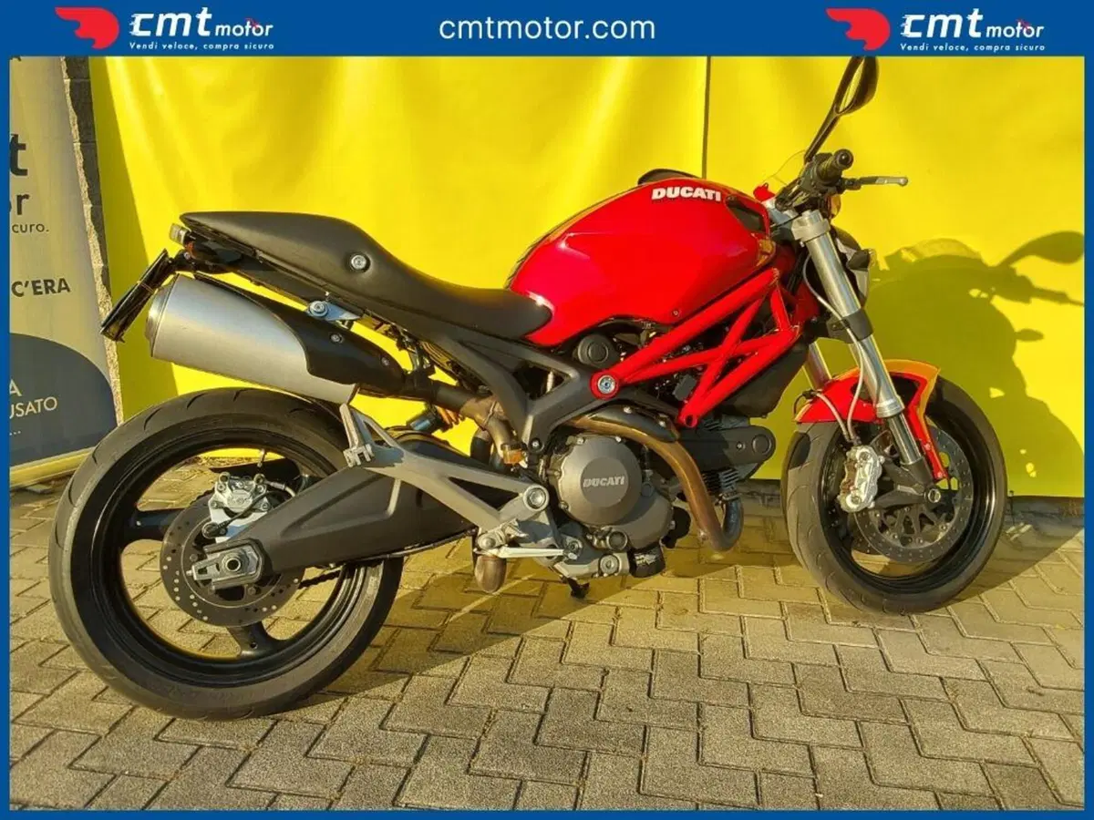 Ducati Monster 696 (2008 - 13) (5)